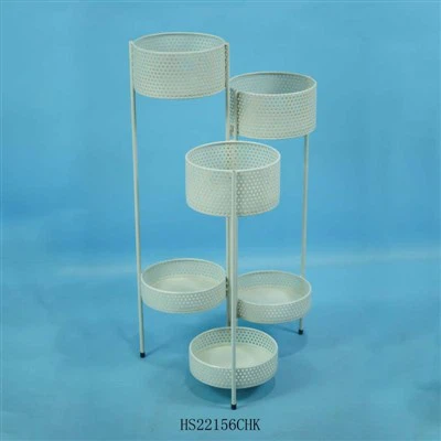 Plantador de metal com pernas